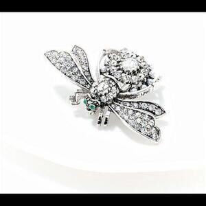Joan Rivers Amy's Crystal Bee Pin